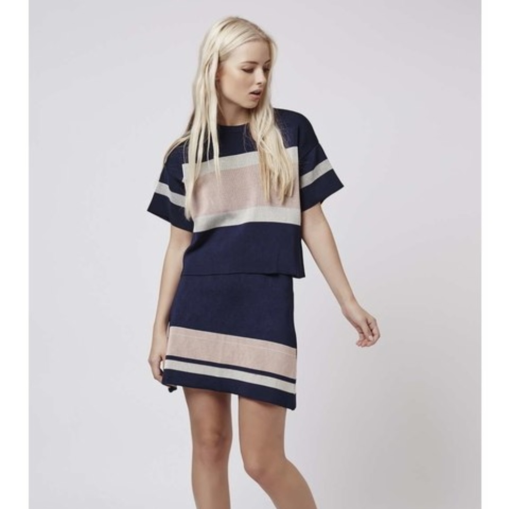 Topshop Navy Blue and Blush Striped Boxy Top ASO Lydia Martin on Teen Wolf